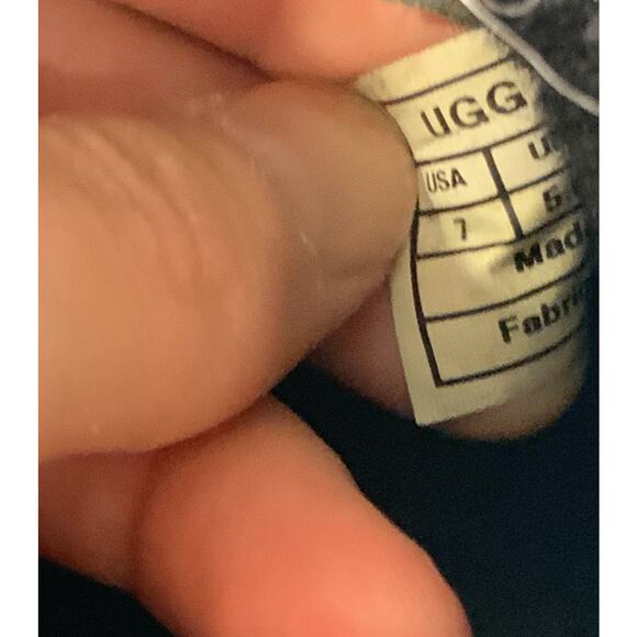 Women's Bailey Button Ugg Boot Black 7 - Picture 4 of 4